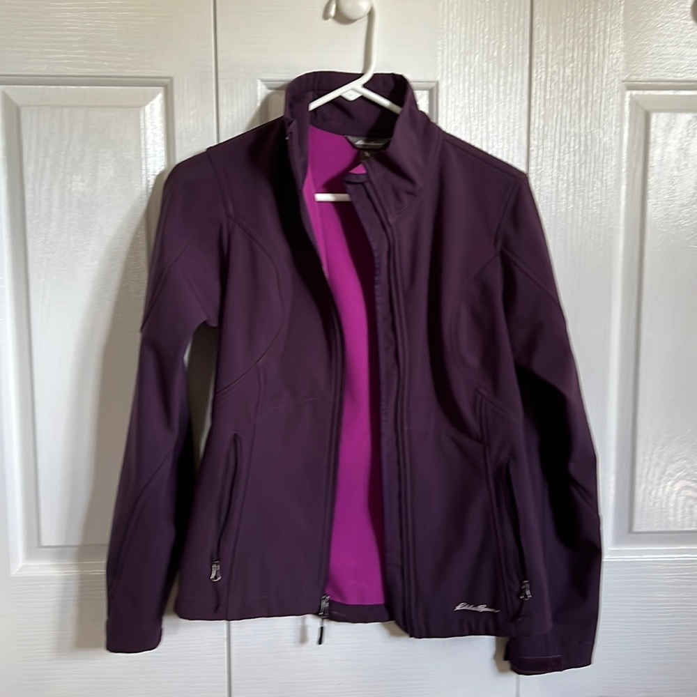Excellent used condition Eddie Bauer winter coat.